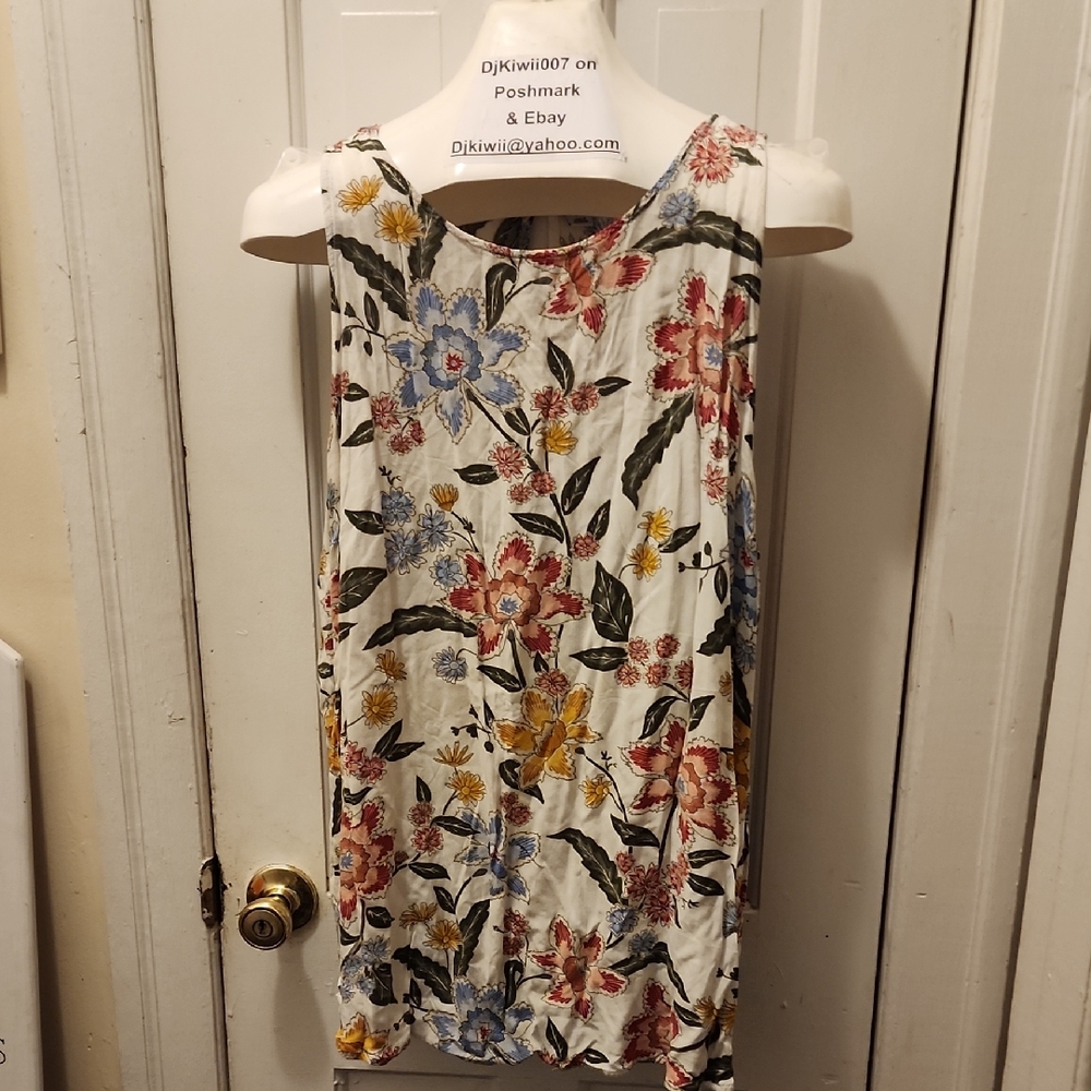 5/$25 3x [Old Navy] White Floral Cami Blouse